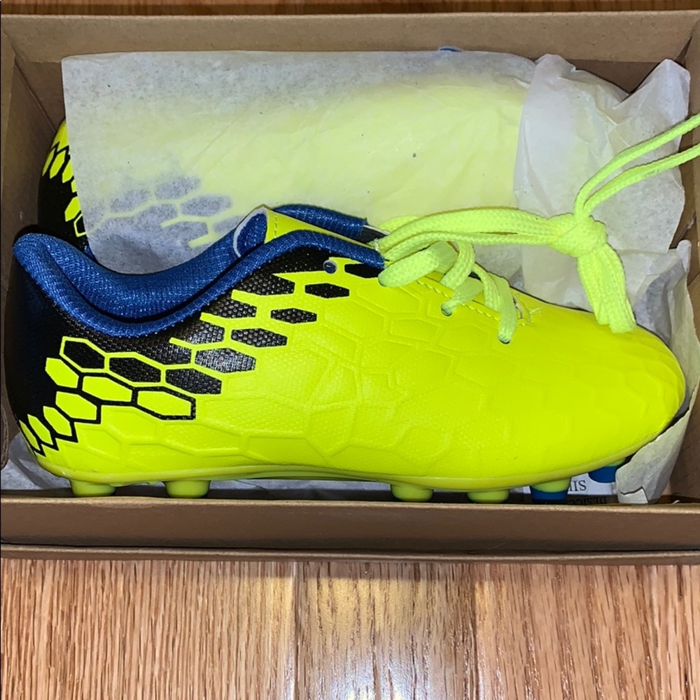 Little Kids Soccer Cleats!